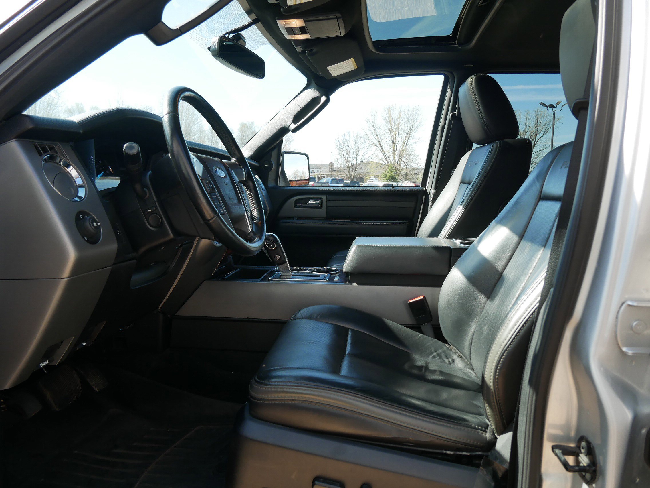 Used 2017 Silver Ford Platinum image 10