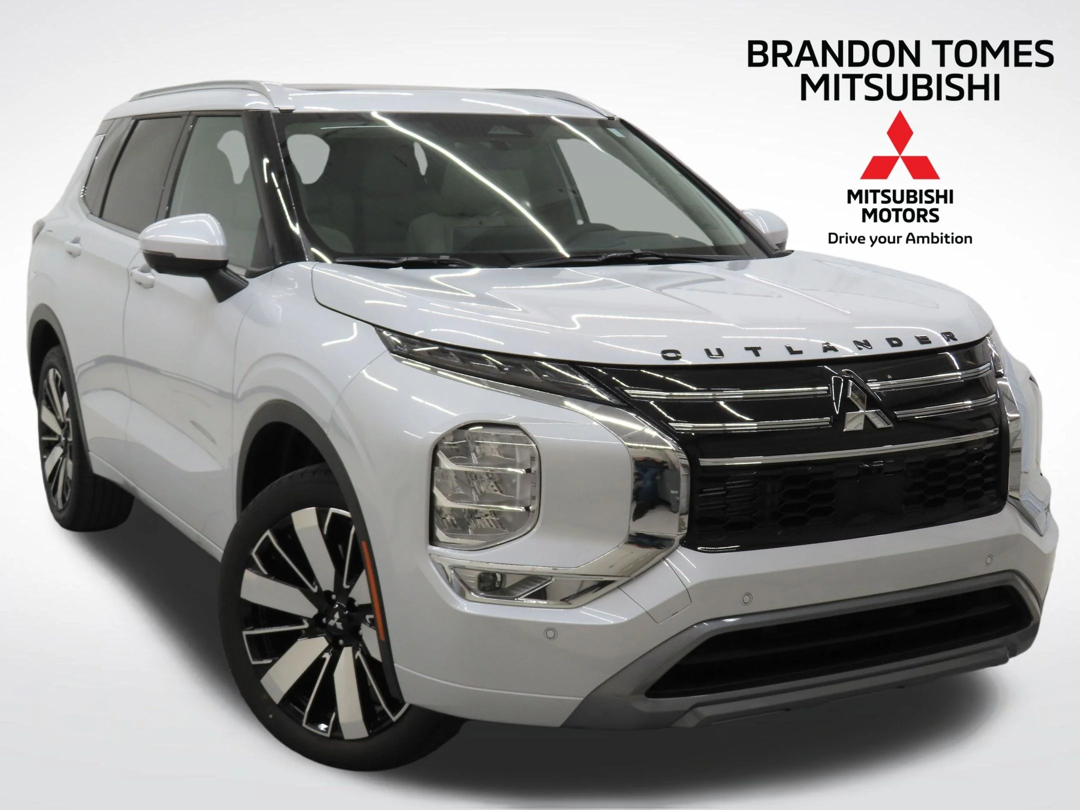 2026 Mitsubishi Outlander SEL FWD's photo