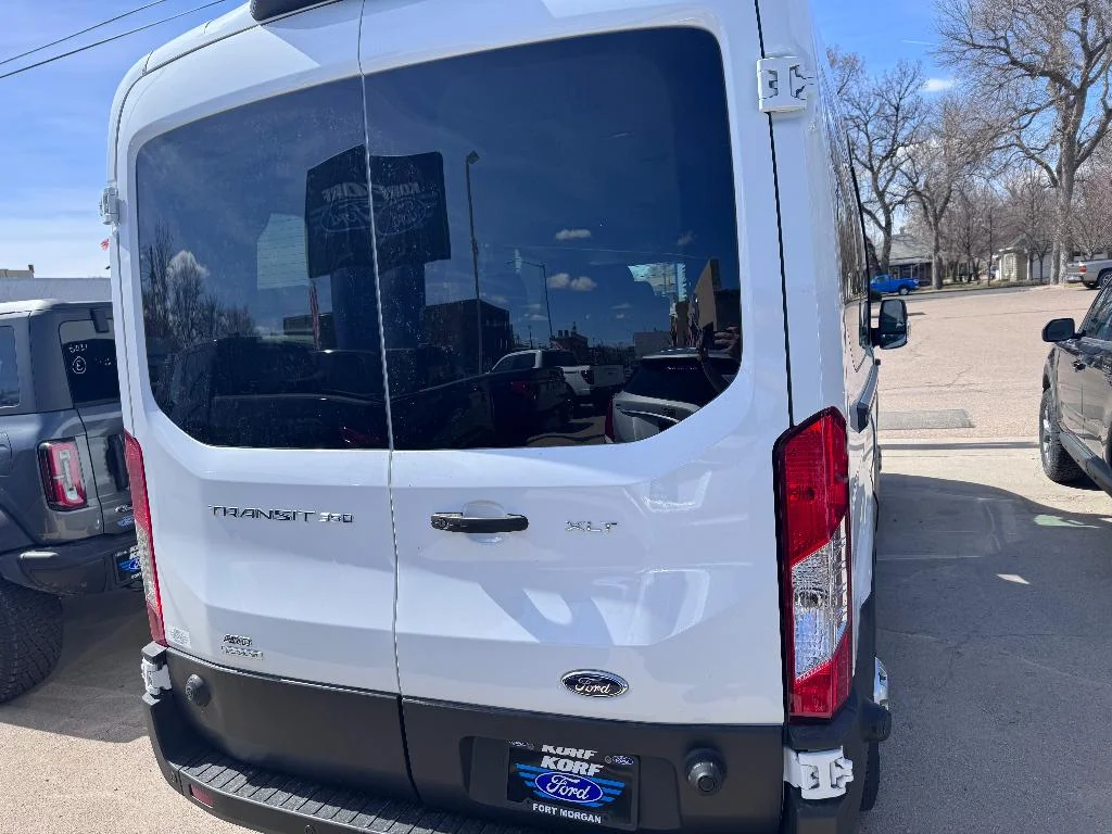 Used 2025 White Ford XL image 3