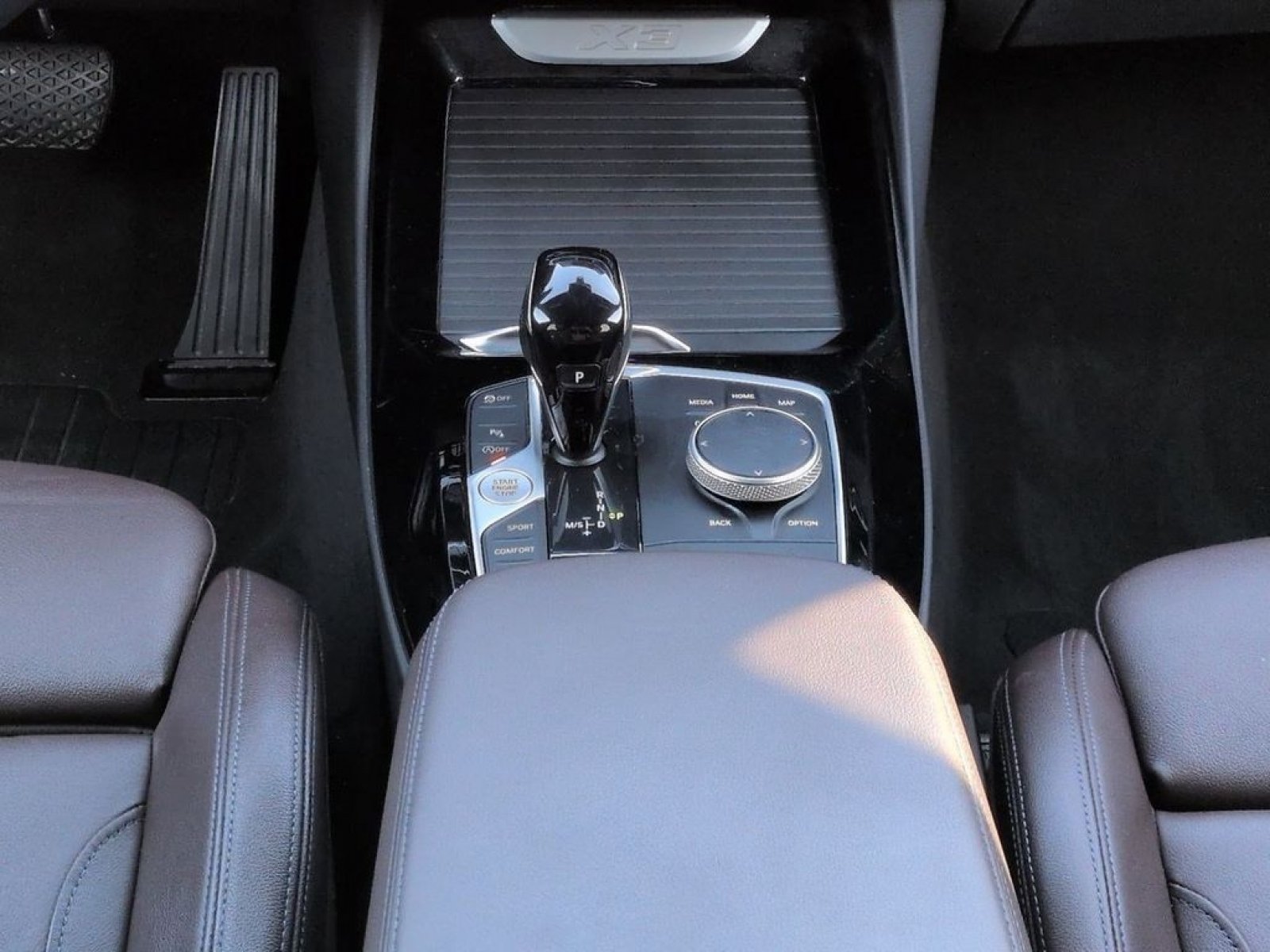 Used 2022 Dark Graphite BMW xDrive30i image 20