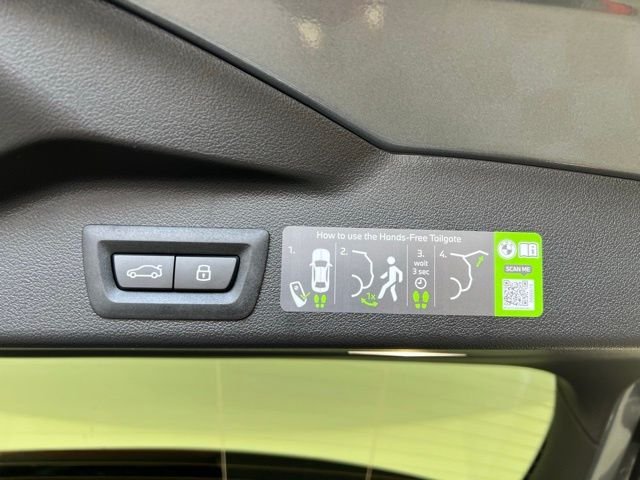 New 2026 Gray BMW xDrive40i image 36
