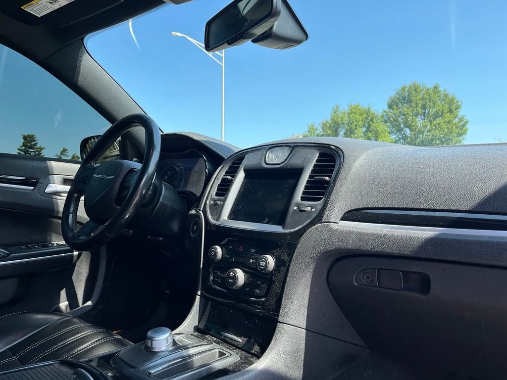 Used 2019 White Chrysler S image 28
