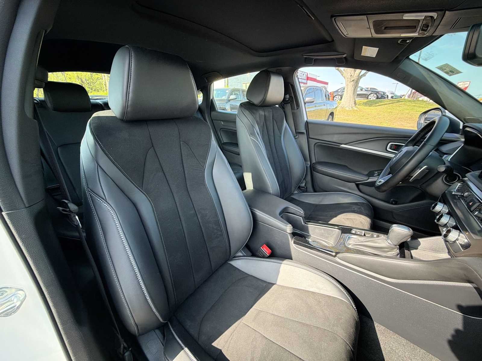 Used 2023 Platinum White Pearl Acura w/A-Spec Technology Package image 17