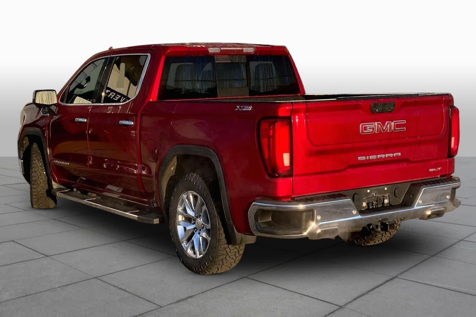 Used 2021 Cayenne Red Tintcoat GMC SLT image 11