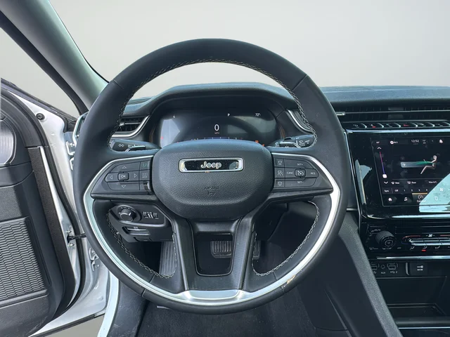Used 2024 White Jeep Laredo X image 30