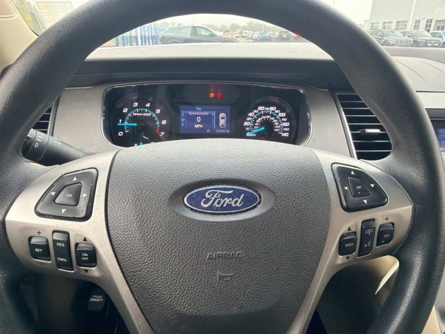 Used 2017 White Gold Metallic Ford SE image 15