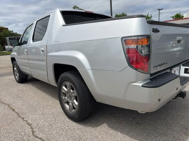 Used 2007 Silver Honda RTX image 4