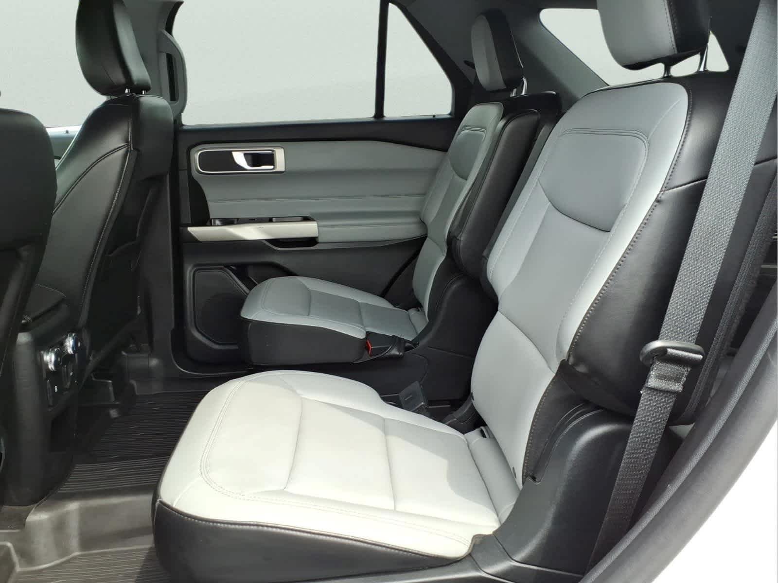 Used 2021 Star White Metallic Tri-Coat Ford XLT image 29