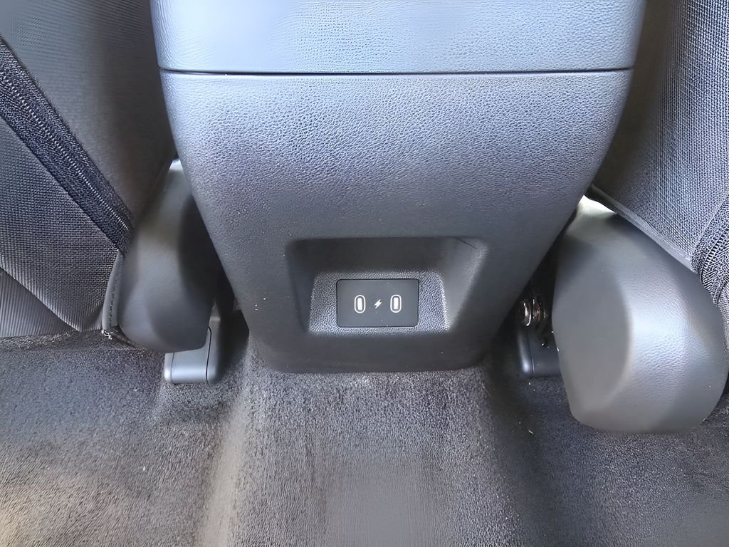 Used 2026 Serenity White Pearl Hyundai SE image 25