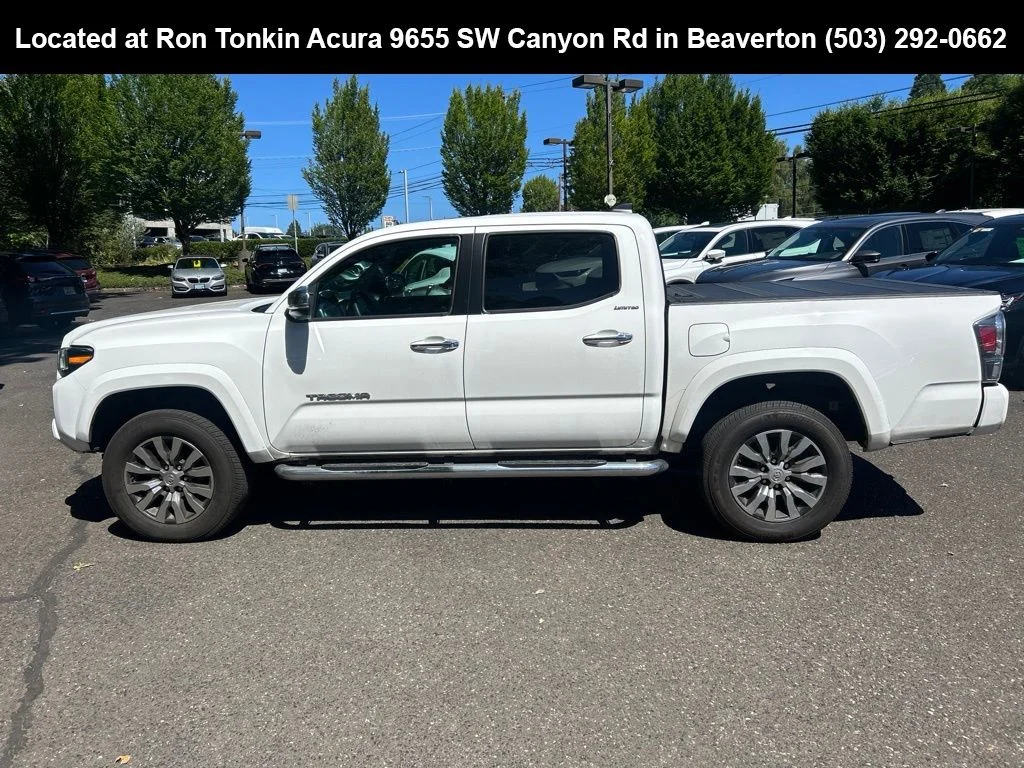 Used 2023 Ice Cap Toyota Limited image 7