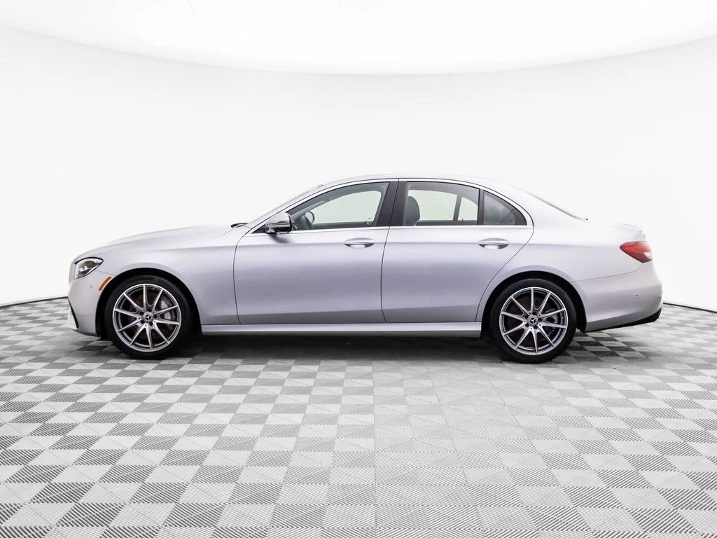 2023 Mercedes-Benz E-Class E450 - Photo 2