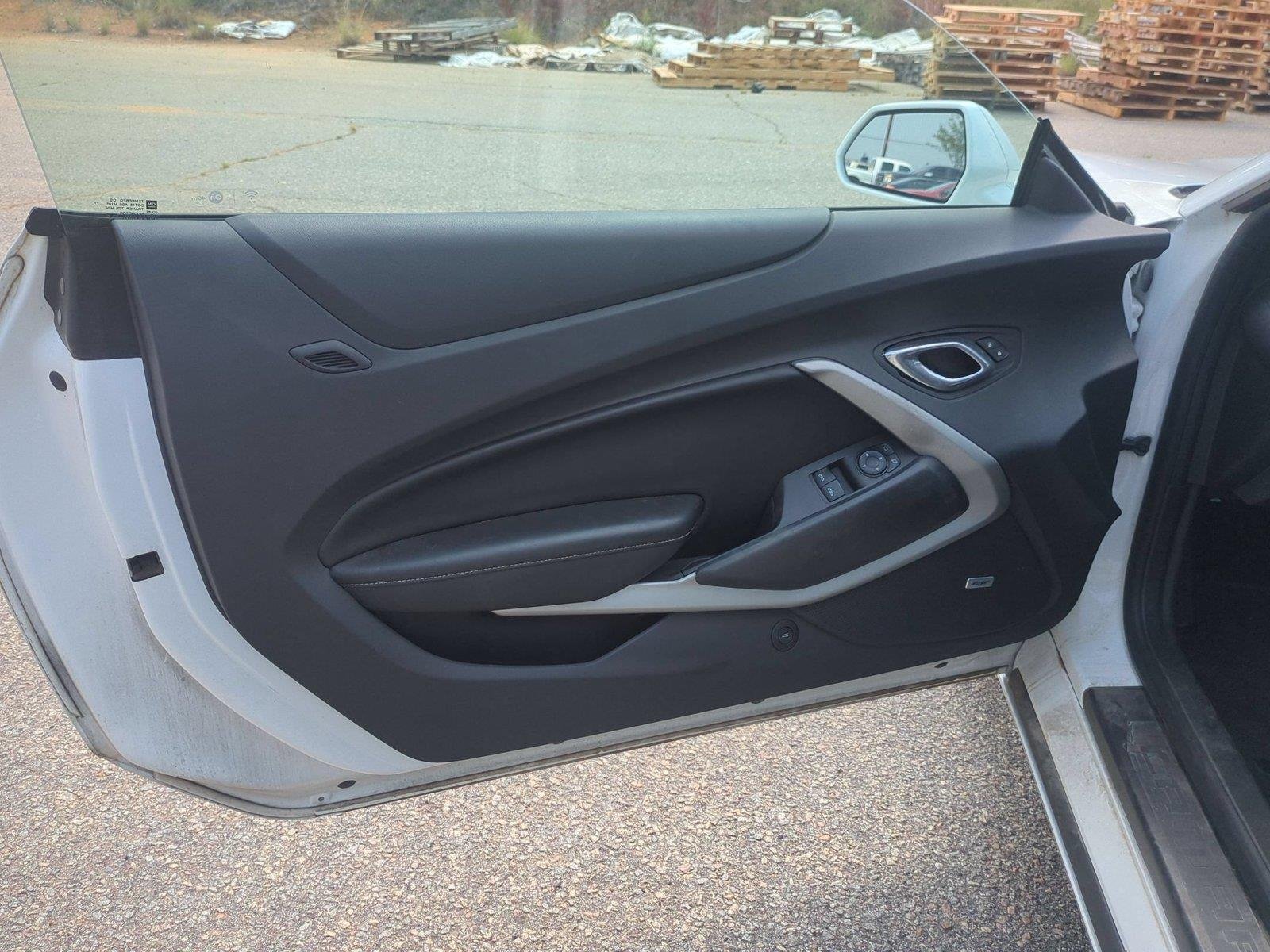 Used 2017 Summit White Chevrolet 1LT image 7