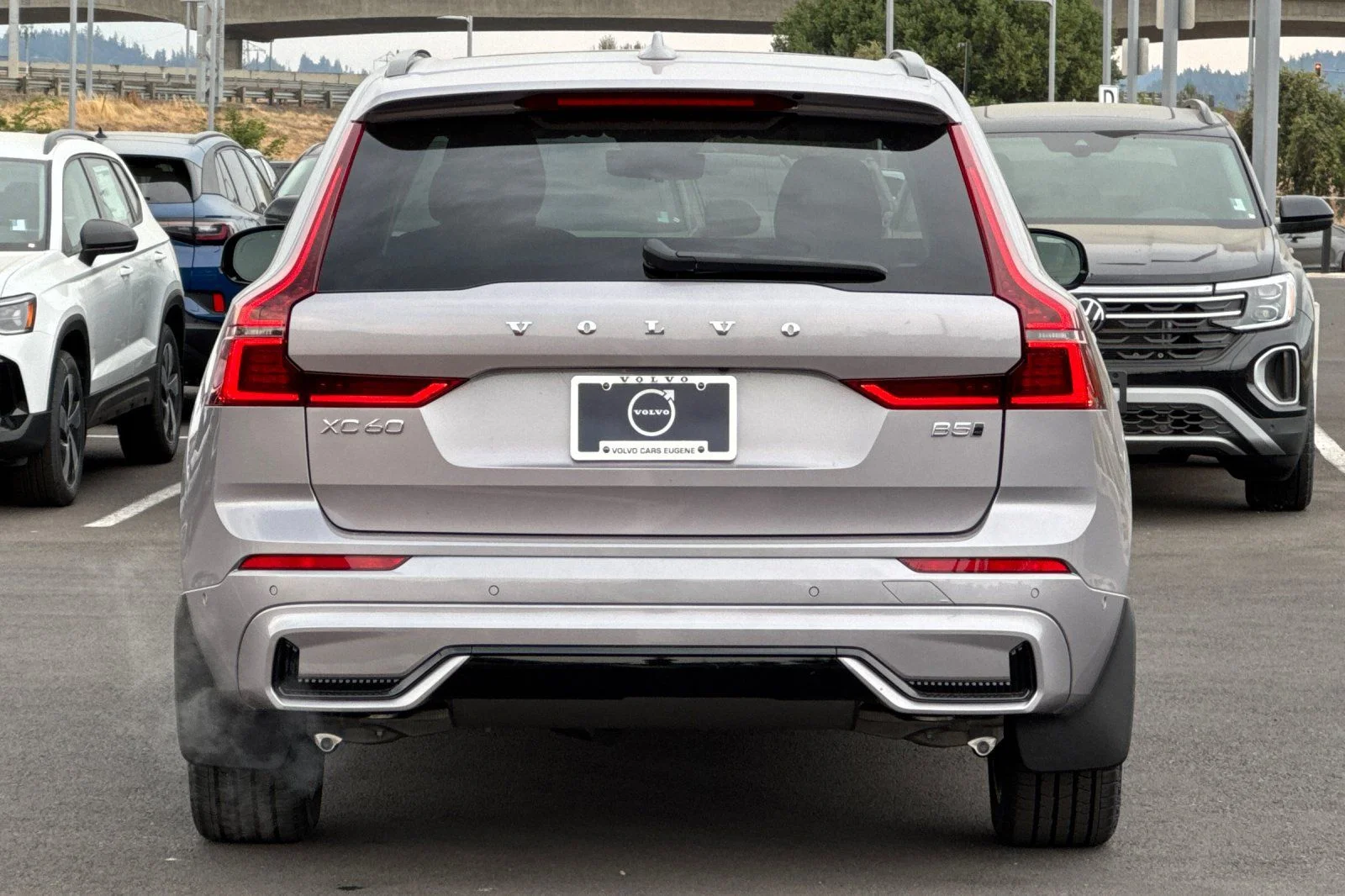 2026 Volvo XC60 Plus - Photo 4