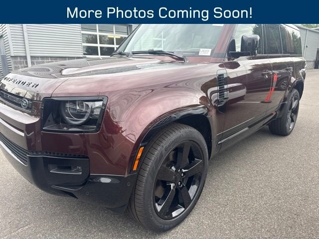 New 2026 Sedona Red Land Rover X-Dynamic SE image 1