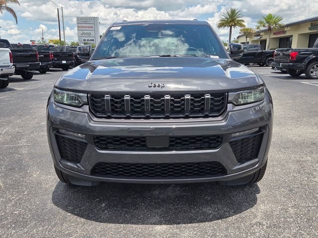 New 2026 Baltic Gray Metallic Clear-Coat Exterior Paint Jeep Limited image 2