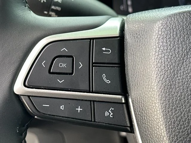 Used 2025 Beige Toyota XLE image 23