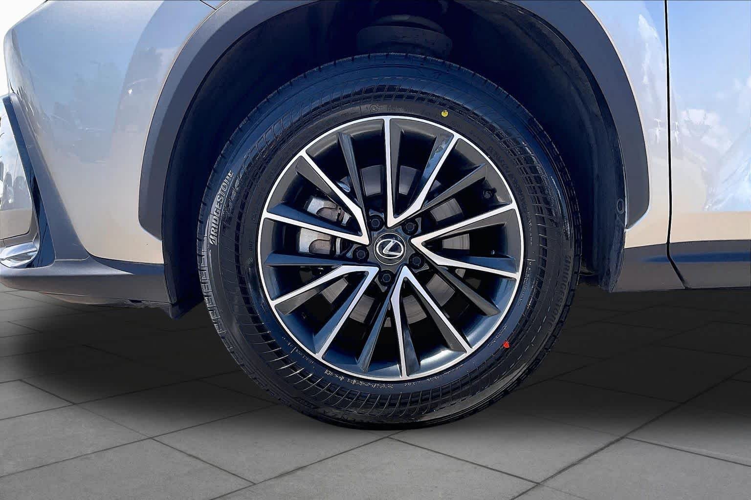 Used 2024 Atomic Silver Lexus  image 10
