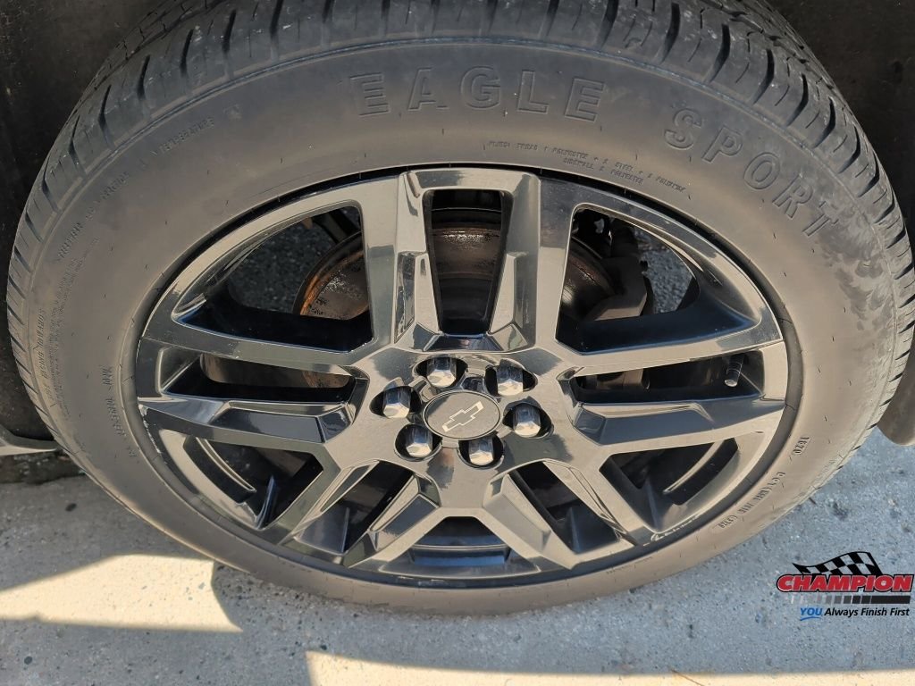 Used 2021 Silver Chevrolet LT image 23