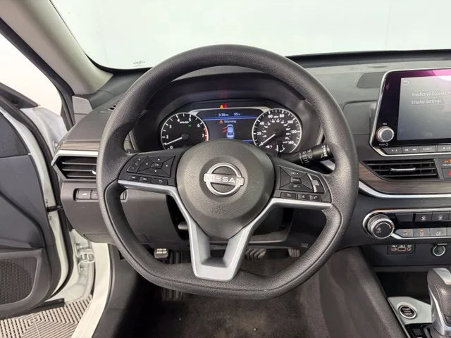 Used 2025 Glacier White Nissan SV image 24