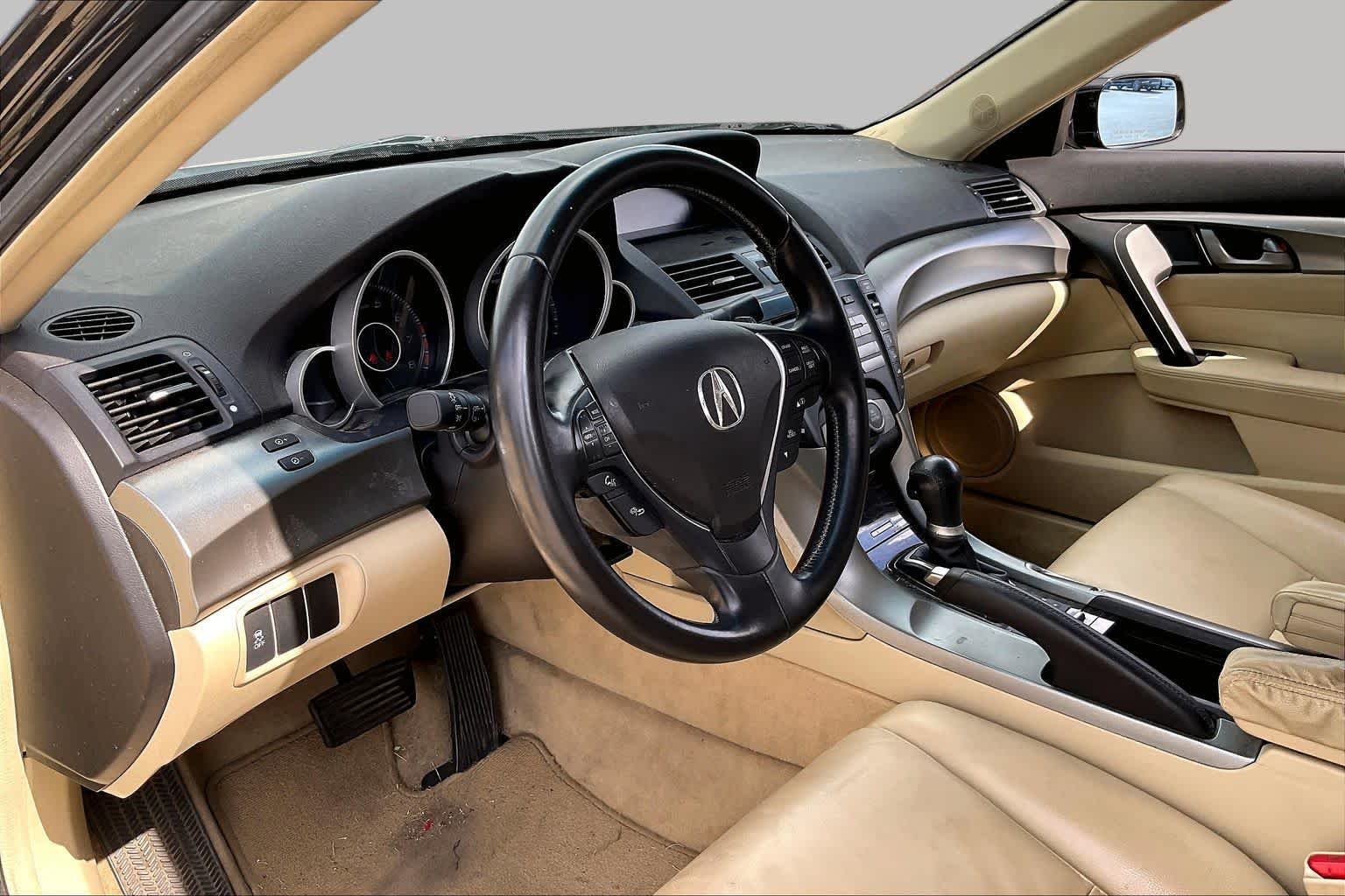 Used 2010 Crystal Black Pearl Acura  image 15