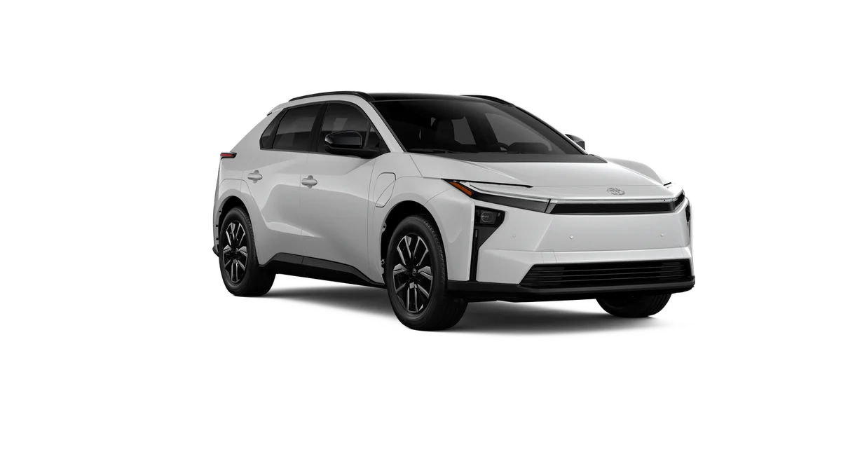 New 2026 Wind Chill Pearl Toyota XLE image 30
