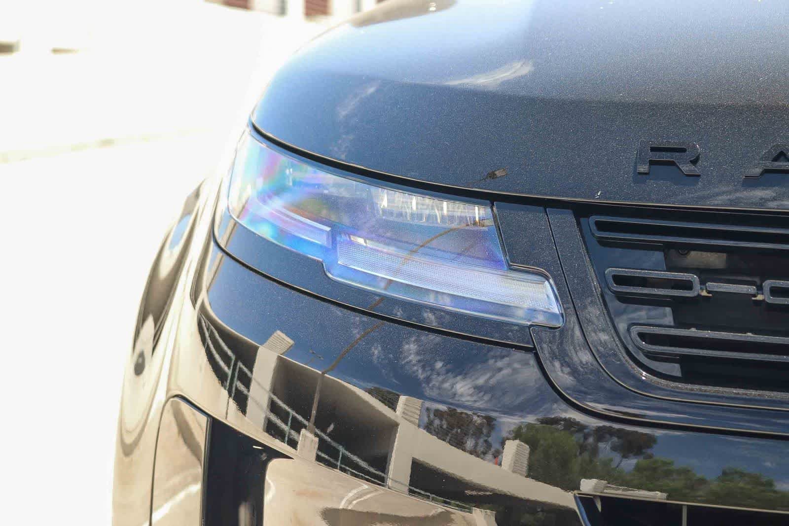 New 2026 Santorini Black Land Rover Core S image 10