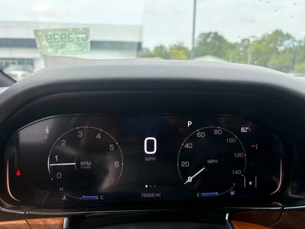 Used 2022 White Jeep Series III image 22