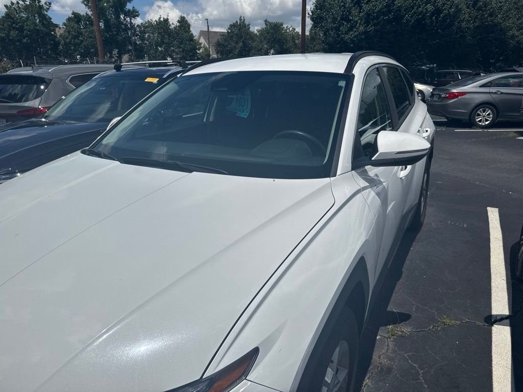 Used 2022 Gray Hyundai SEL image 5