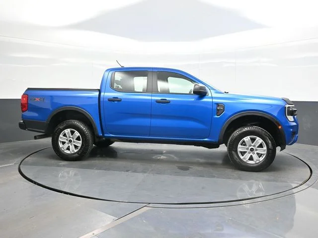 Used 2024 Blue Ford XL image 8
