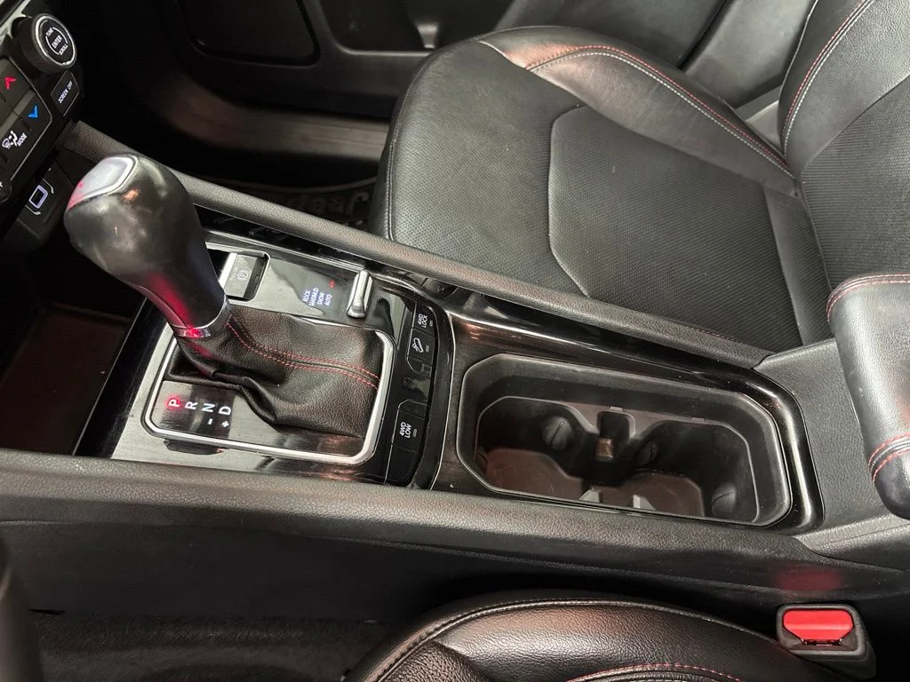 Used 2022 Silver Jeep Trailhawk image 38