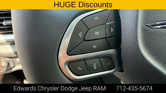 2026 Chrysler Pacifica Select - Photo 19