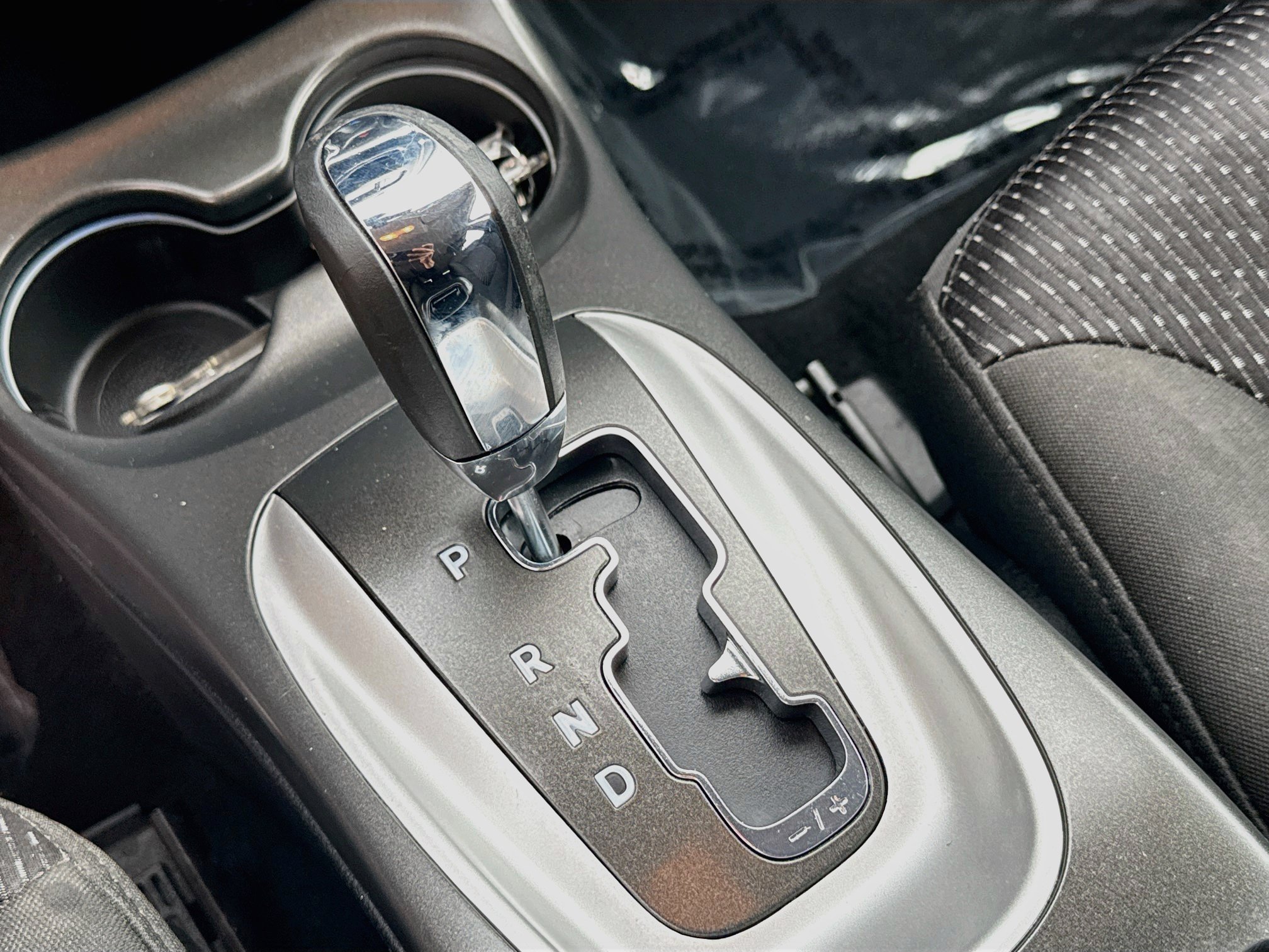 Used 2019 Pitch Black Clearcoat Dodge SE image 12