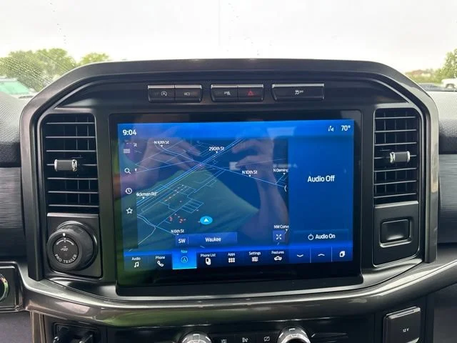Used 2021 White Ford XL image 4