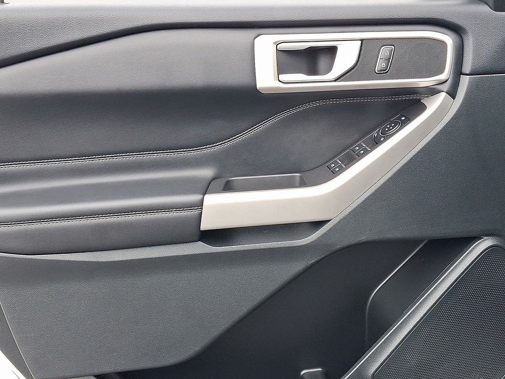 Used 2023 White Ford XLT image 14