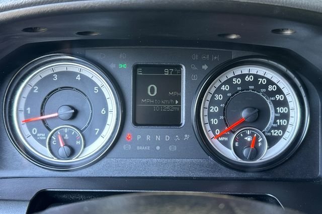 Used 2019 White Ram SLT image 25