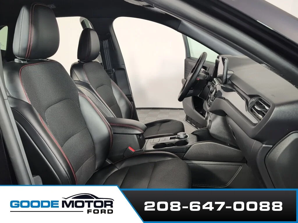 Certified Used 2025 Black Metallic Ford ST-Line Select image 23