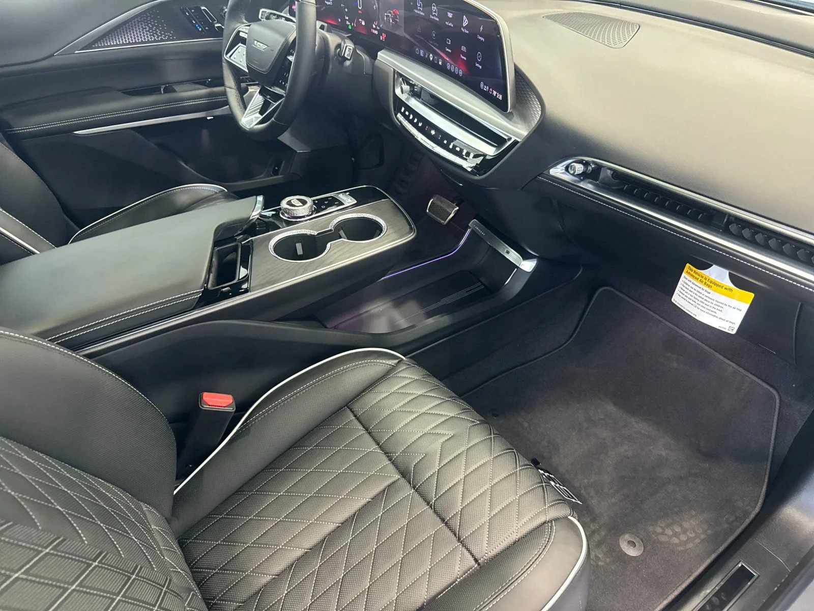 2026 Cadillac LYRIQ V Premium - Photo 15