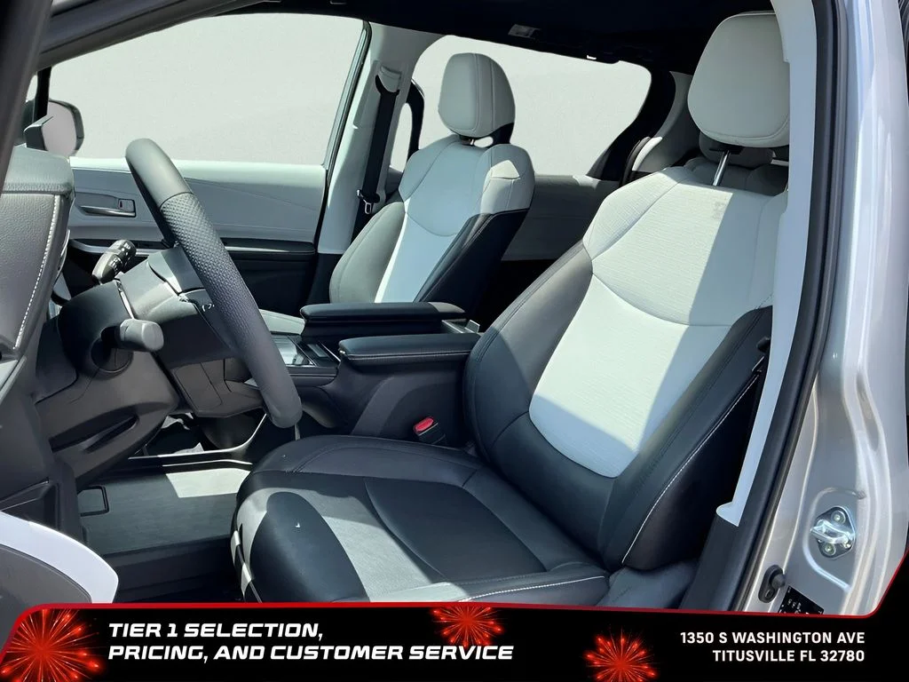 Used 2025 Silver Toyota XSE image 30