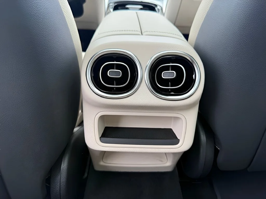 Used 2023 White Mercedes-Benz GLC 300 image 15