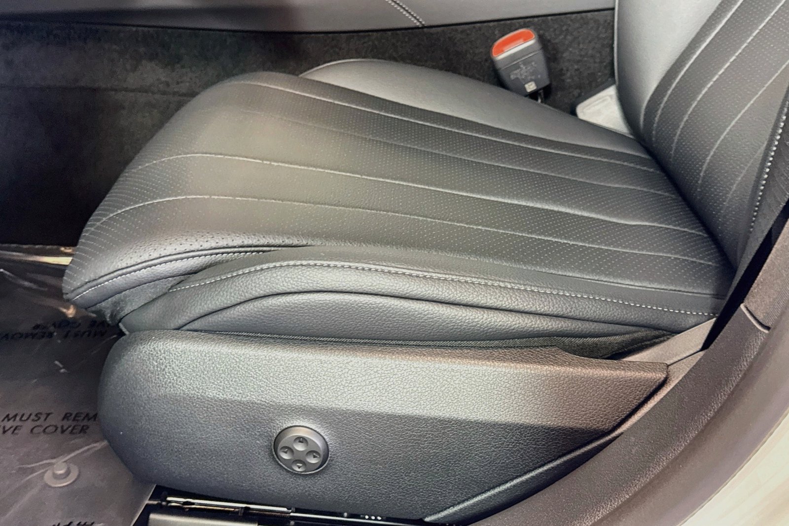 New 2027 Polar White Mercedes-Benz E 350 image 17