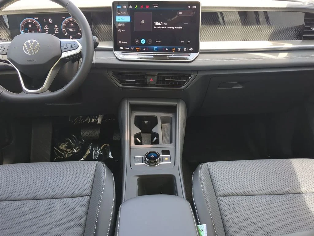 New 2026 Silver Volkswagen 2.0T SE image 15