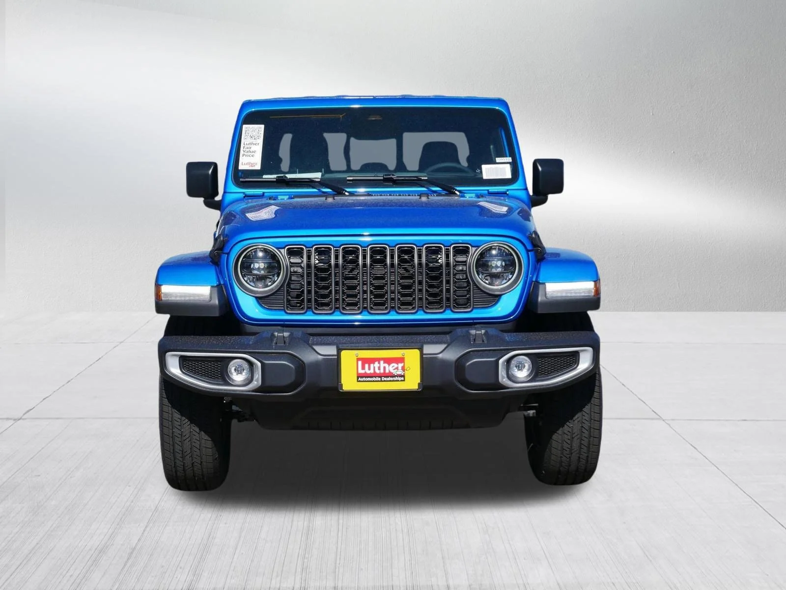 New 2026 Hydro Blue Pearl-Coat Exterior Paint Jeep Sahara image 2