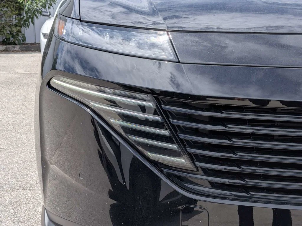 New 2026 Black Nissan SL image 9