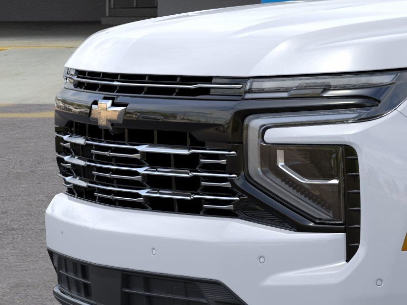 New 2026 Polar White Tricoat Chevrolet High Country image 13
