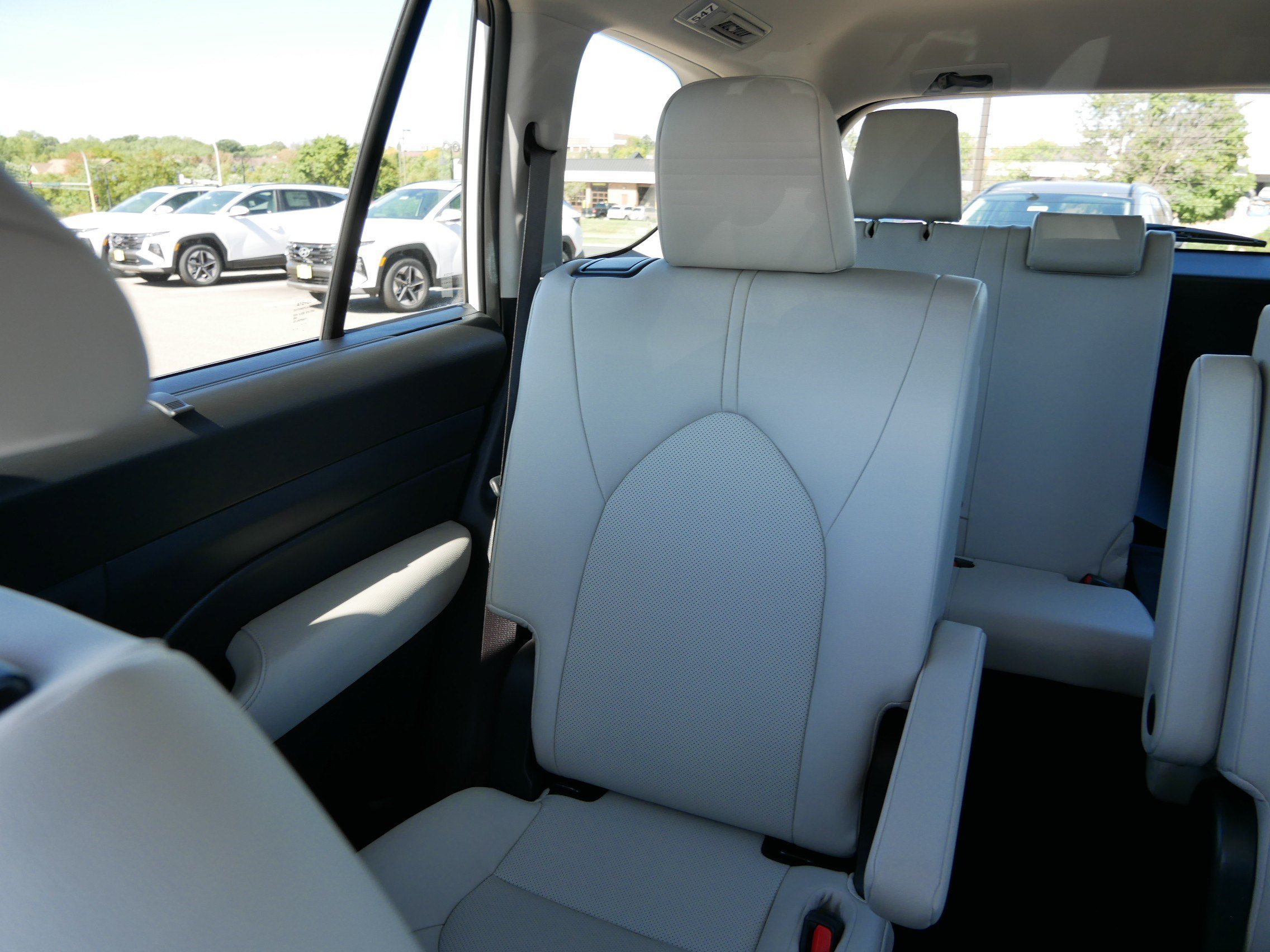 2024 Toyota Grand Highlander XLE - Photo 12