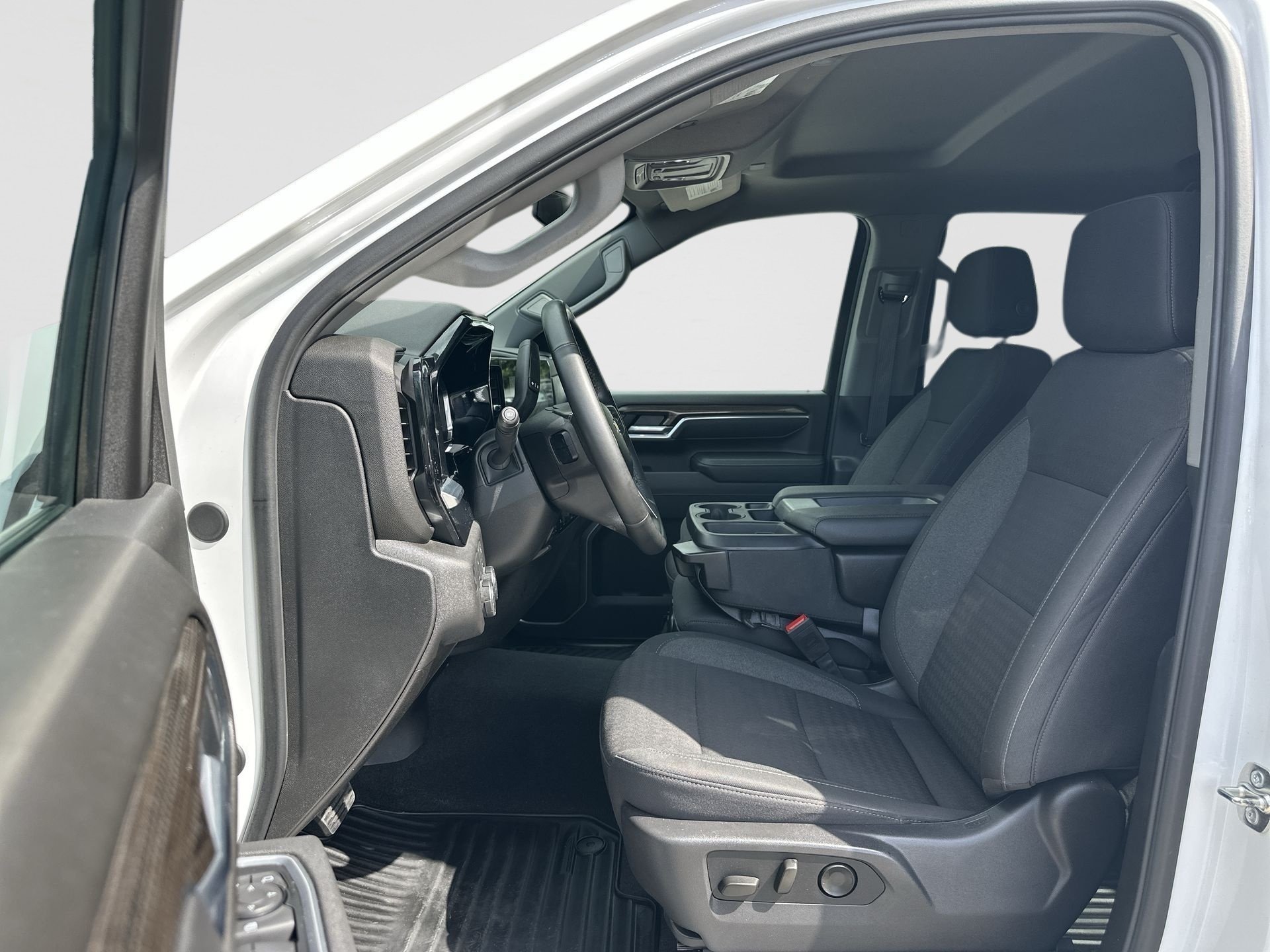 2025 Chevrolet Silverado 2500HD LT - Photo 19