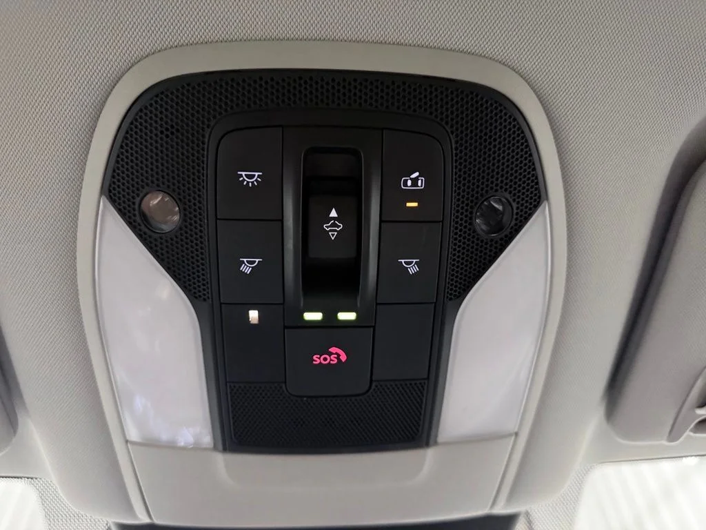 Used 2023 Gray INFINITI LUXE image 21