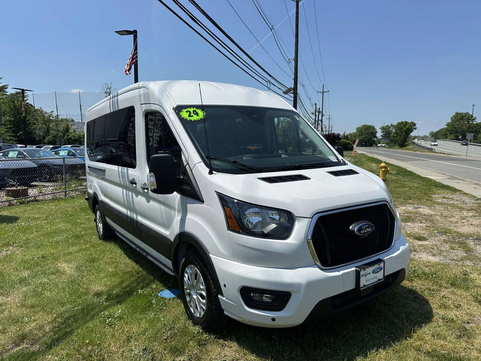 2024 Ford Transit 350 XLT Med Roof Sliding Pass. 148's photo