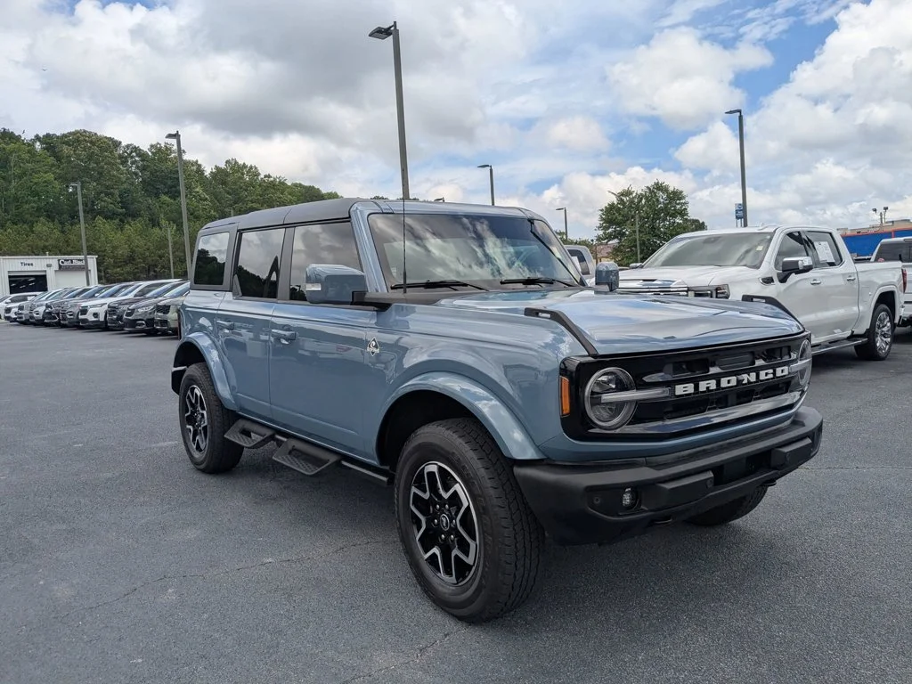 Used 2024  Ford Outer Banks image 3