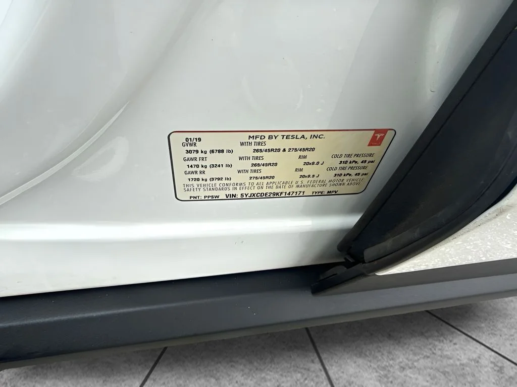 Used 2019  Tesla 100D image 40